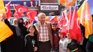 Binlerce Vatandaşın Katıldığı AK Parti Birecik Seçim Bürosu Açıldı