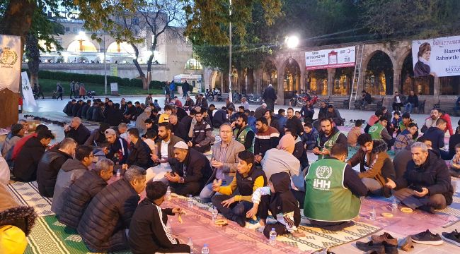 İHH'dan Ümmet iftarı