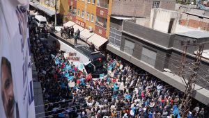 İYİ Parti Lideri Akşener, Şanlıurfa'da Vatandaşlarla Buluştu 