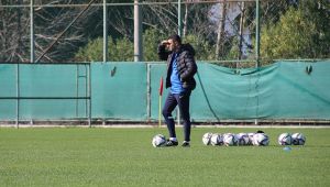 Serdar Bozkurt, Giray Küçük'ü yerden yere vurdu