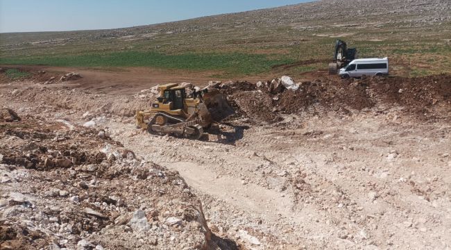 Siverek kırsalında yol çalışmaları sürüyor