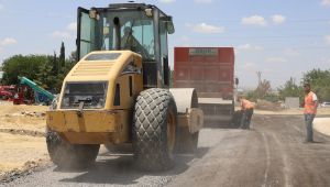 Karaköprü Kırsalında Yollar Asfaltla Yenileniyor 