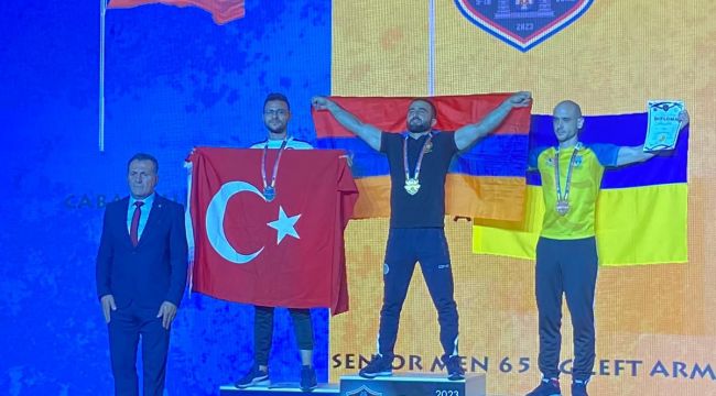 Şanlıurfalı Sporcular Şampiyonalardan Madalyalarla Döndü