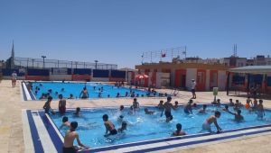 Sıcak Hava Bunalttı Vatandaşlar Büyükşehir’in Havuzlarına Koştu