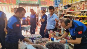 Tarihi Geçmiş Ürünler Zabıtanın Dikkatinden Kaçmadı