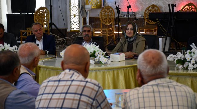 Başkan Çakmak Muhtarların yoğun katılımıyla bir araya geldi