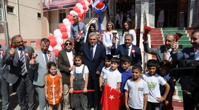 Başkan Beyazgül, ‘’Öğrencilerin Heyecanına Ortak Olduk’’