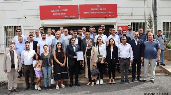 Başkan Karadağ mazbatasını aldı