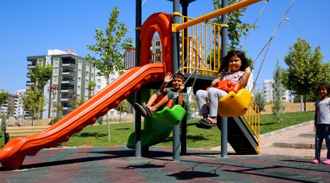 Doğukent’e Yeni Parklar Kazandırıldı