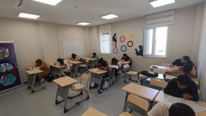 Gençler Büyükşehir ile Sınavlara Hazırlanıyor