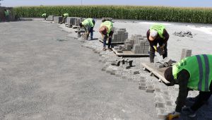 Haliliye’de Kilitli Beton Parke Döşeme Çalışmaları Tam Not Alıyor 