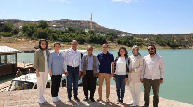 Vali Şıldak Takoran Vadisini Gezdi