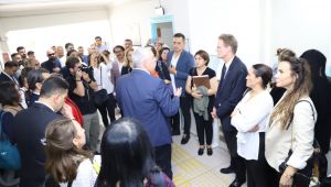 AB Türkiye Delegasyonu Başkanı Büyükelçi Nikolaus Meyer-Landrut Göçmen Sağlığı Merkezine ziyarette bulundu