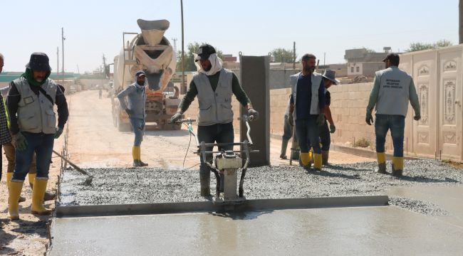 Büyükşehir’den Harran’a Beton Yol ve Sathi Kaplama Çalışması