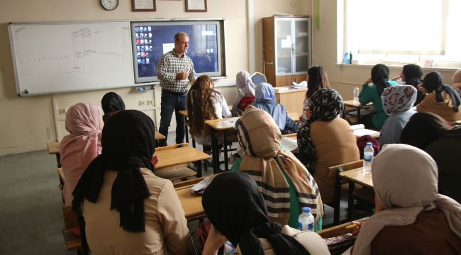 Hayallerine Hazırlanan Gençlerden Başkan Canpolat’a Teşekkür