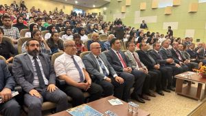 Şanlıurfa Valisi Hasan Şıldak, Harran Üniversitesi Öğrencileri İle Buluştu