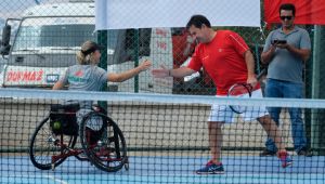 Tekerlekli Sandalye 100. Yıl Tenis Turnuvası Heyecanı