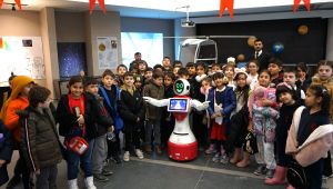 Karaköprü'de Çocuklara Uzay Bilimi Ve Yeni Nesil Teknoloji Tanıtılıyor