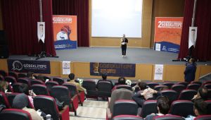 Karaköprü'de Film Festivali Gösterimleri Başladı