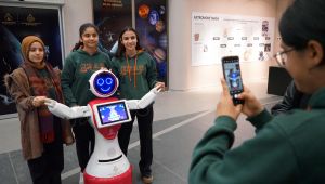 Çocuklar Okul Gezileriyle Uzay Bilimi ve Teknolojiyi Keşfediyor