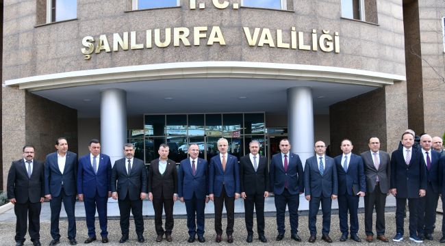 Bakan Uraloğlu Vali Şıldak’ı Ziyaret Etti