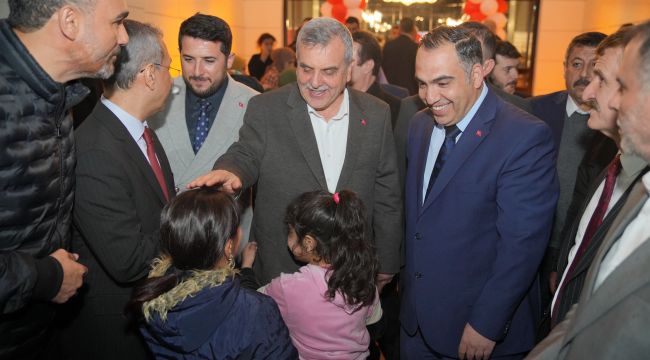 Başkan Beyazgül Şehre Kazandırdı İlk Sahuru İhtiyaç Sahipleriyle Yaptı