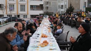 Haliliye’de Ramazan Bereketi İftar Sofrası İle Yaşatılıyor