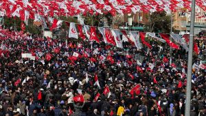 Urfa’da Erbakan’ın mitingine büyük katılım