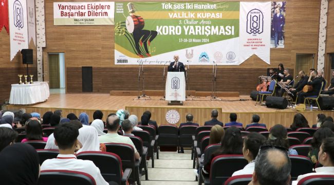 Şanlıurfa’da Okullar Arası Koro Yarışmaları Sürüyor