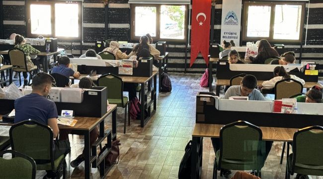 Eyyübiye Belediyesi Gençleri Geleceğe Hazırlıyor