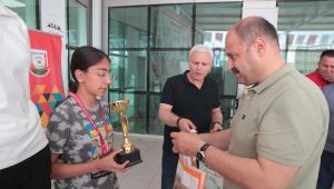 Gençlik Turnuvasında Ödüller Sahiplerini Buldu
