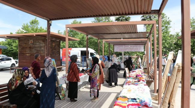 Hamarat Eller’den, Anneler Günü İçin Kermes