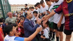 Karaköprü'de Futbol Şöleni Coşkuyla Başladı