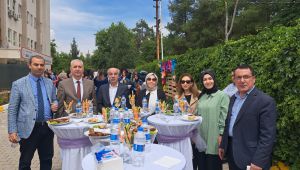 Nazif Bayraktar Lisesinde öğrencilerin mezuniyet coşkusu!