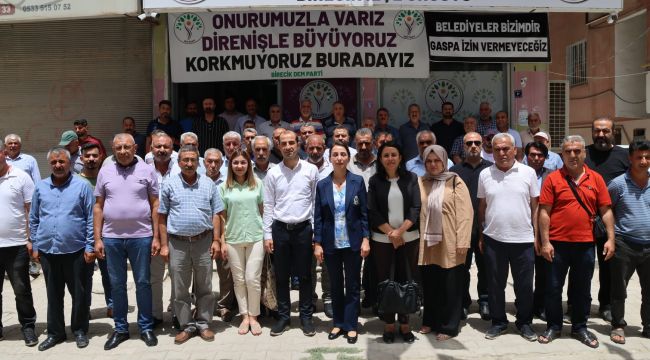 Hatimoğulları ve Bayıdır saldırıya uğrayan Birecik ilçe örgütünü ziyaret etti 