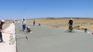 Büyükşehir’den Siverek’te Beton Yol Çalışması
