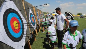 Şanlıurfa'da Göbeklitepe Cup 3 Açık Hava Okçuluk Yarışması Heyecanı