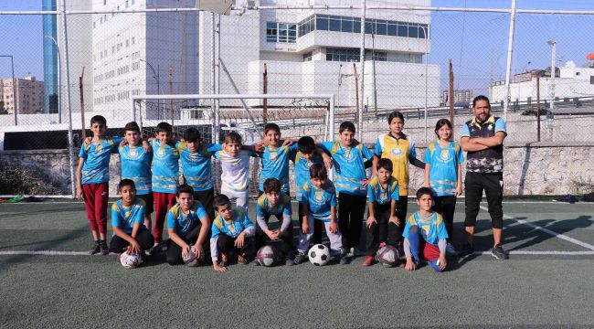 Kız ve Erkek Çocuklarının Adresi: Futbol Kursu