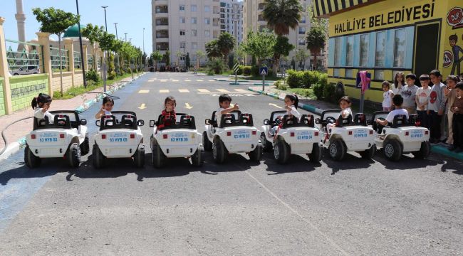 Haliliye’de Minikler Hem Sürücü Oldu Hem Kuralları Öğrendi