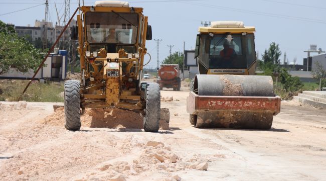 Büyükşehir Belediyesi, Viranşehir’in Kalbinde Yeni Yollar Yapıyor
