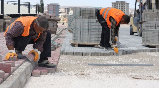 Doğukent'te Üstyapı Çalışmaları Sürüyor