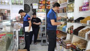 Haliliye Belediyesi’nden Tatlı Ve Şekerleme Satış Noktalarına Sıkı Denetim