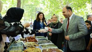 Karaköprü'de El Emeği Ürünler Sergilendi