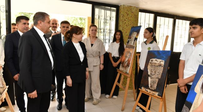 Öğrenciler, Uluslararası Taş Tepeler Resim Çalıştayında Sanatçılarla Buluştu