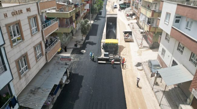 Şanlıurfa Büyükşehir Belediyesi 2141. Caddeyi sıcak asfaltla buluşturdu