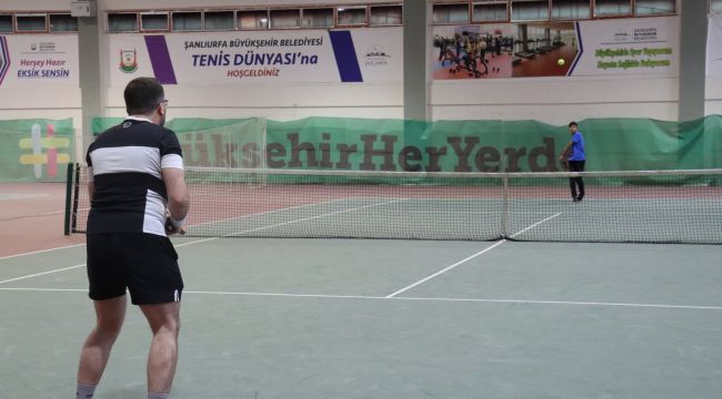 Şanlıurfa’da Gençlik Haftası Tenis Turnuvası Başladı