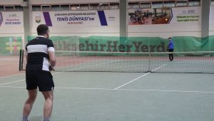 Şanlıurfa’da Gençlik Haftası Tenis Turnuvası Başladı