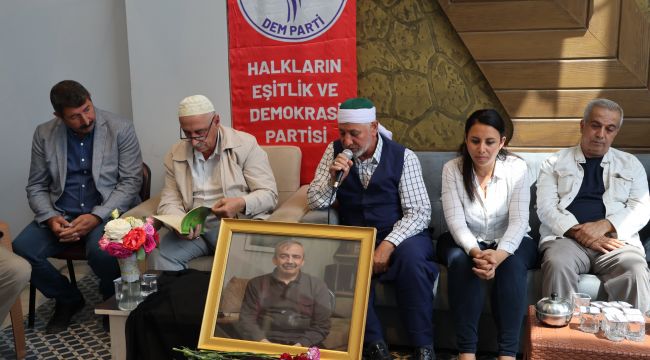 Sırrı Süreyya Önder Urfa’da Dualarla Anıldı