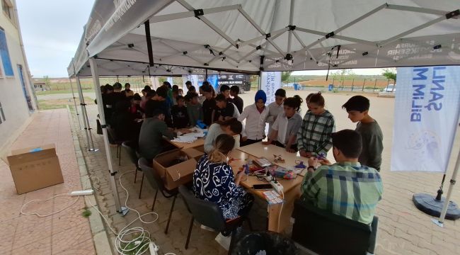 “Siz Gelemezseniz, Biz Geliriz” Sloganı İle Bilim Kırsala Taşındı