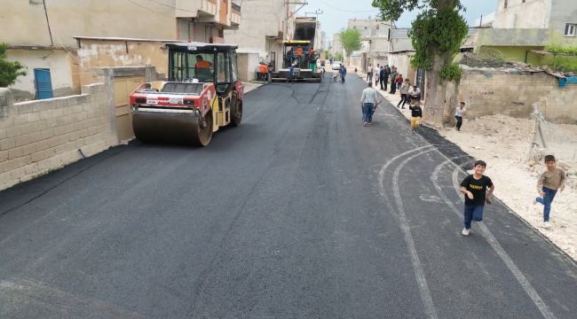 Suruç’un Çehresi Büyükşehir’le Değişiyor; Suruç’ta Remil Yolu Sıcak Asfaltla Yenilendi